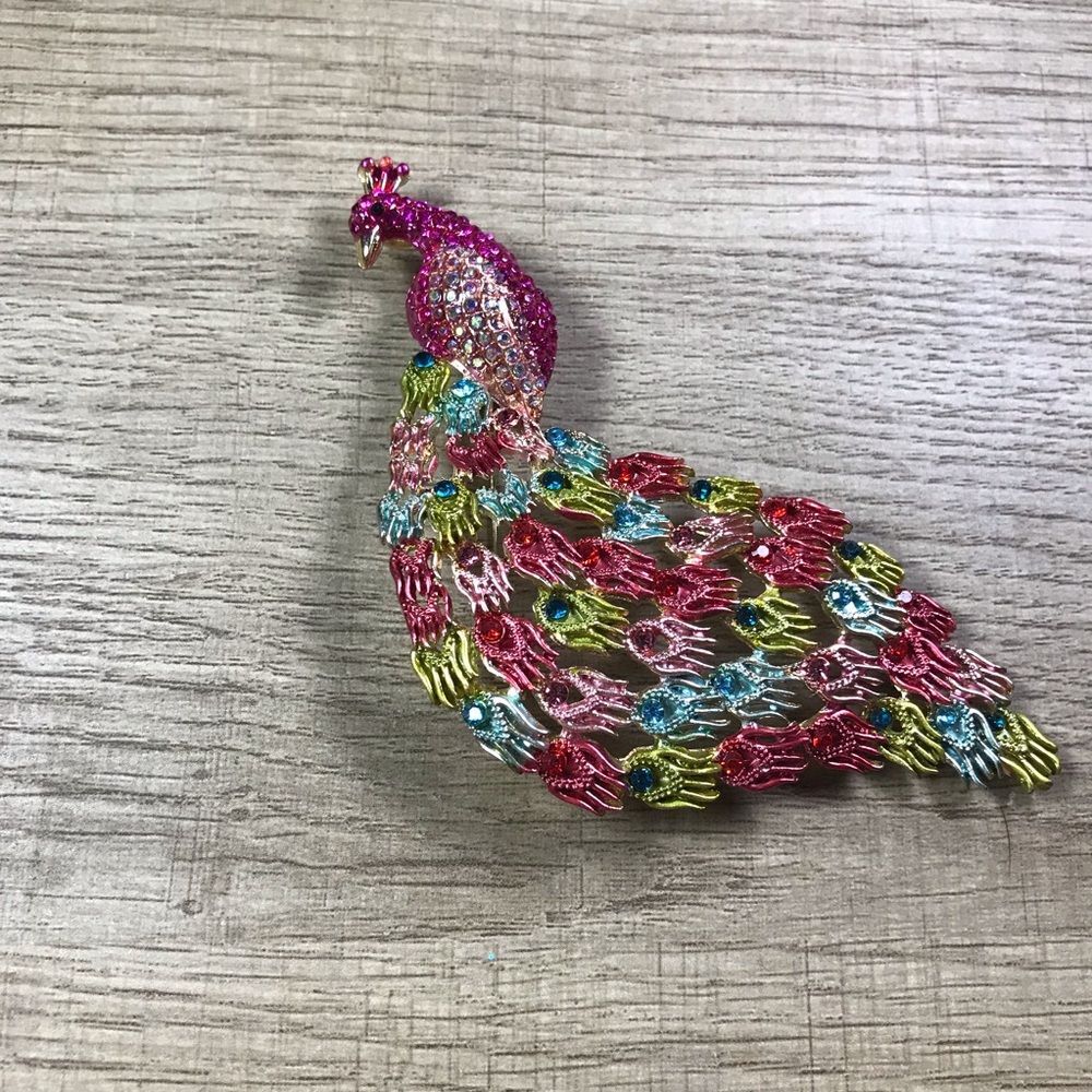 Vintage Inspired Luxury Large Peacock Rhinestone Brooch